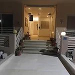 Apartment In Villa Magawish